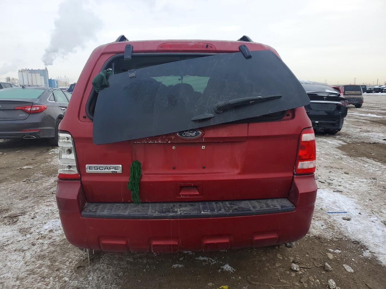 2012 FORD ESCAPE XLT photo 16