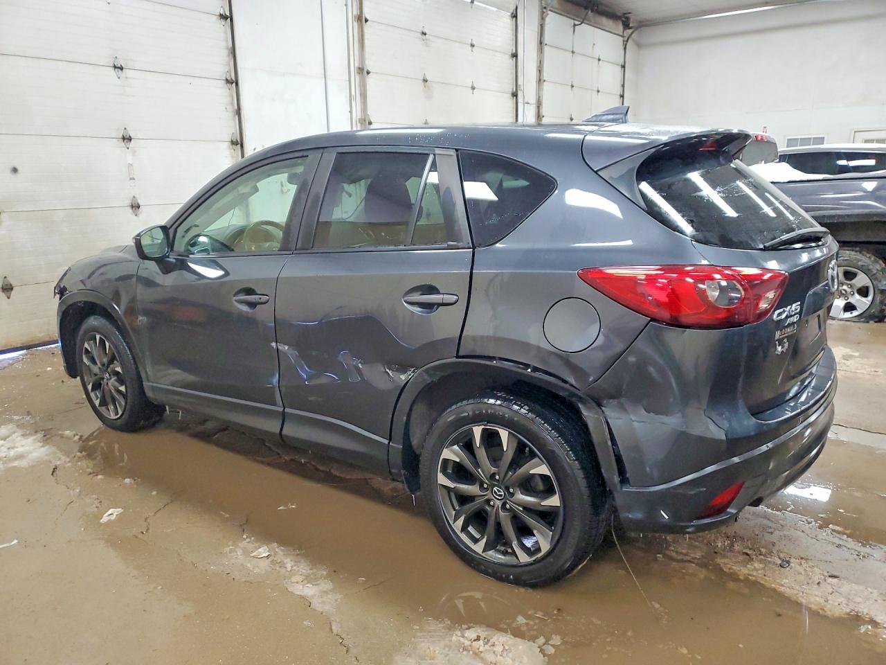2016 MAZDA CX-5 GT photo 4