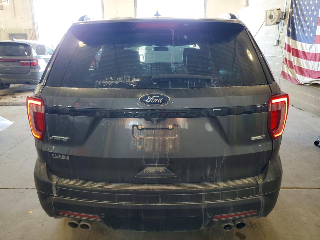 2019 FORD EXPLORER SPORT photo 6