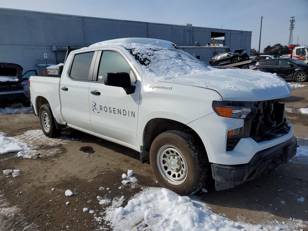 2024 CHEVROLET SILVERADO K1500 photo 7