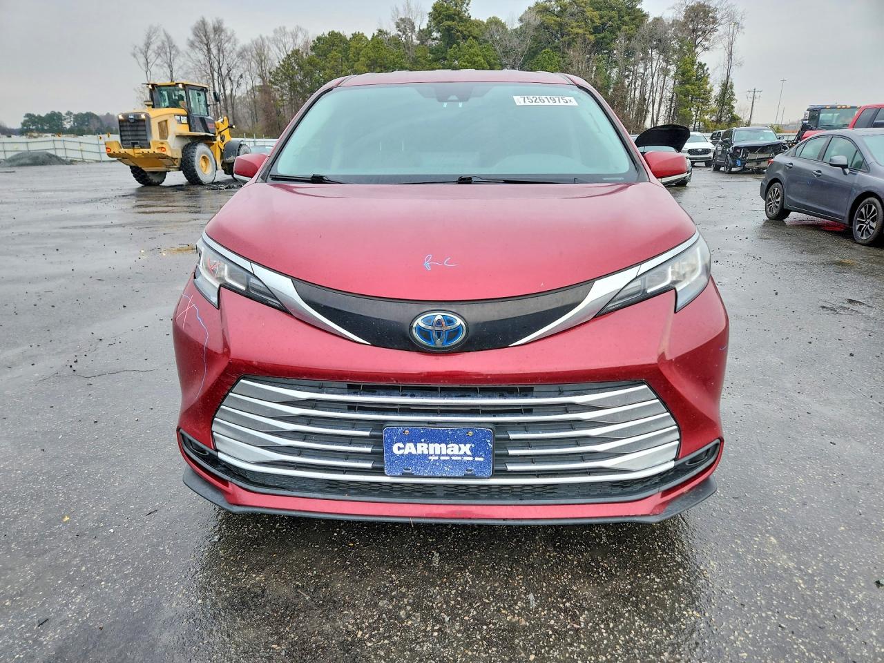 2022 TOYOTA SIENNA LE 8-PASSENGER photo 5