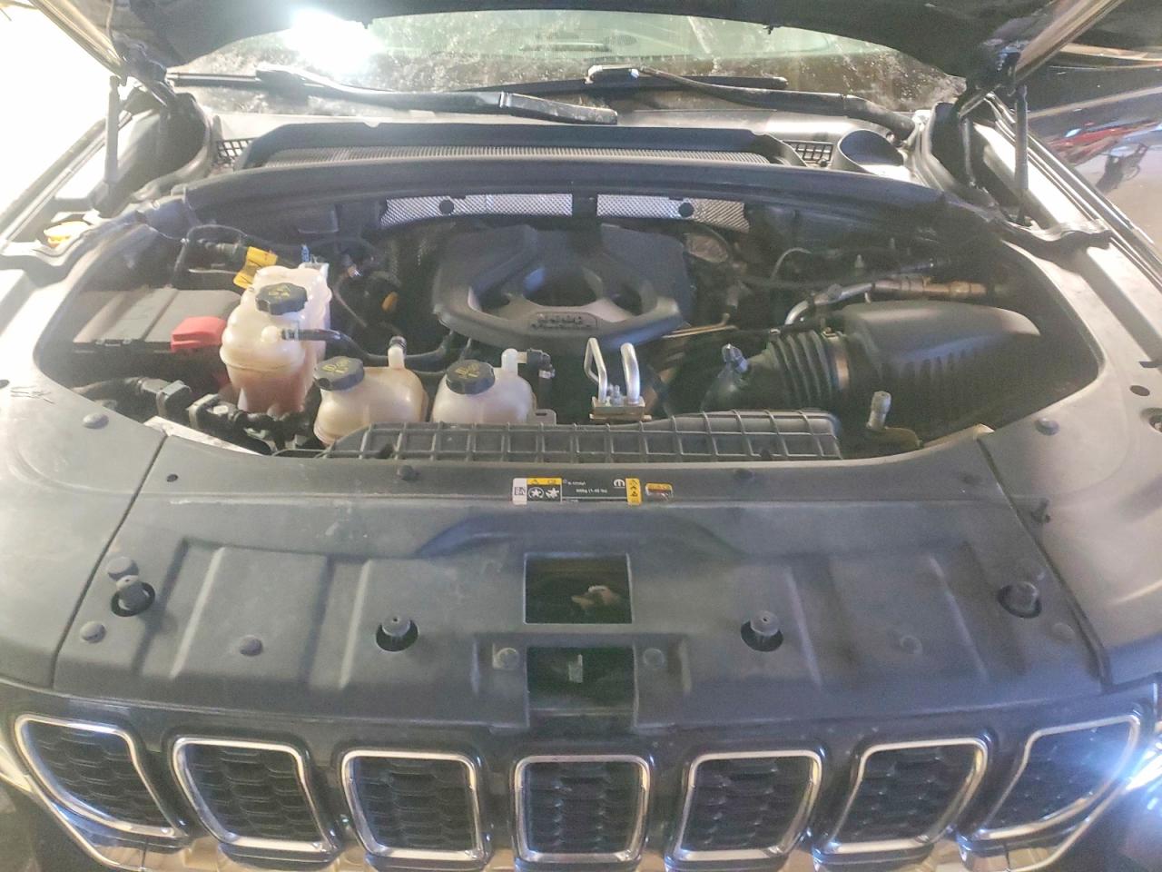 2022 JEEP GRAND CHEROKEE LIMITED 4XE photo 12