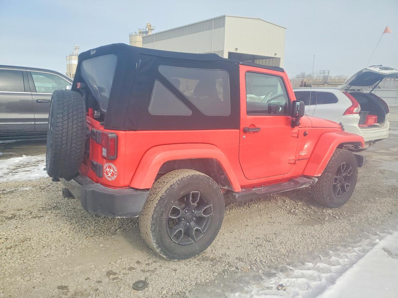 2013 JEEP WRANGLER SAHARA photo 3