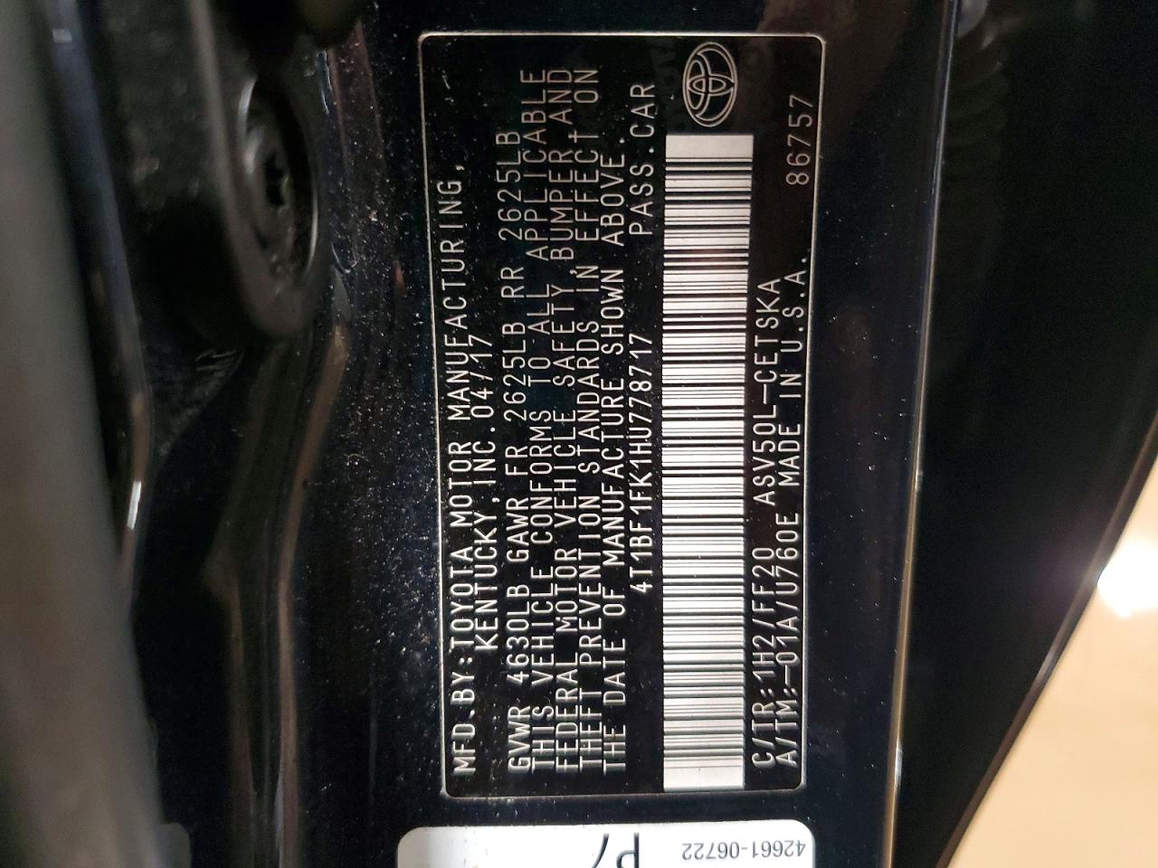 2017 TOYOTA CAMRY SE photo 12