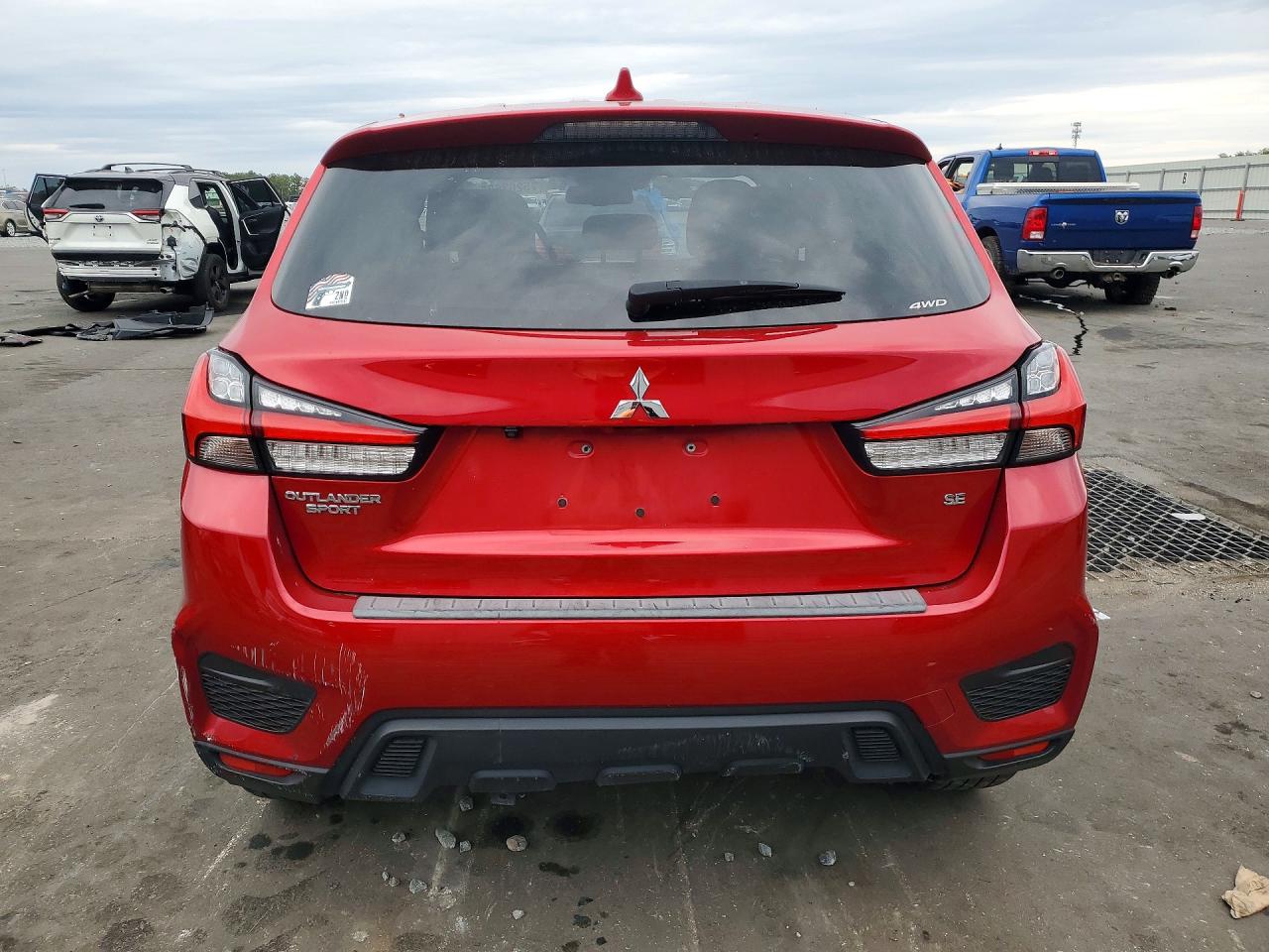 2023 MITSUBISHI OUTLANDER SPORT S/SE photo 6