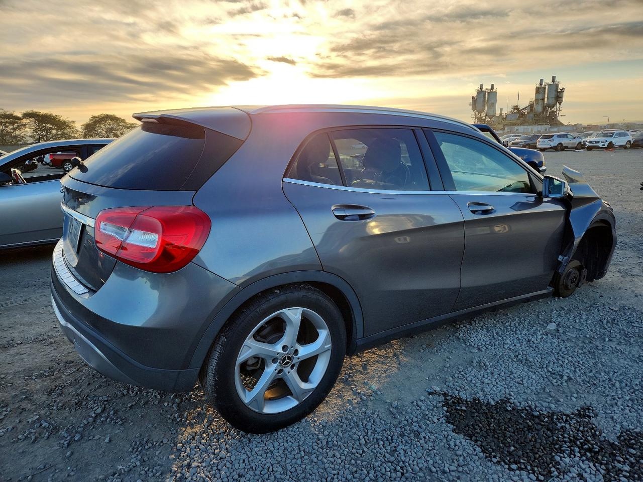 2019 MERCEDES-BENZ GLA 250 photo 5