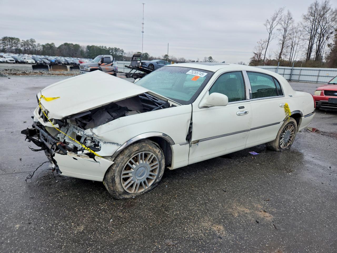 2006 LINCOLN TOWN CAR