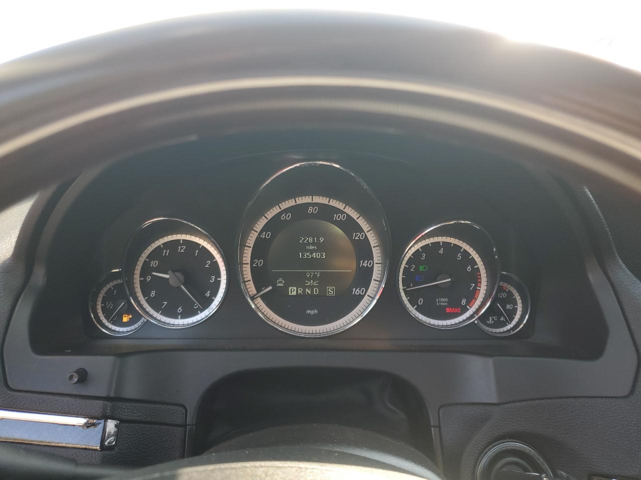 2011 MERCEDES-BENZ E 550 photo 17
