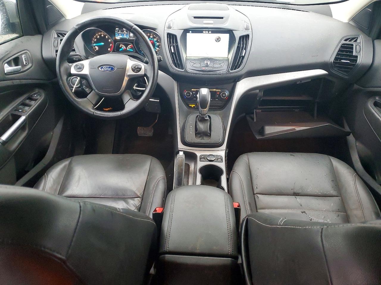 2016 FORD ESCAPE SE photo 8