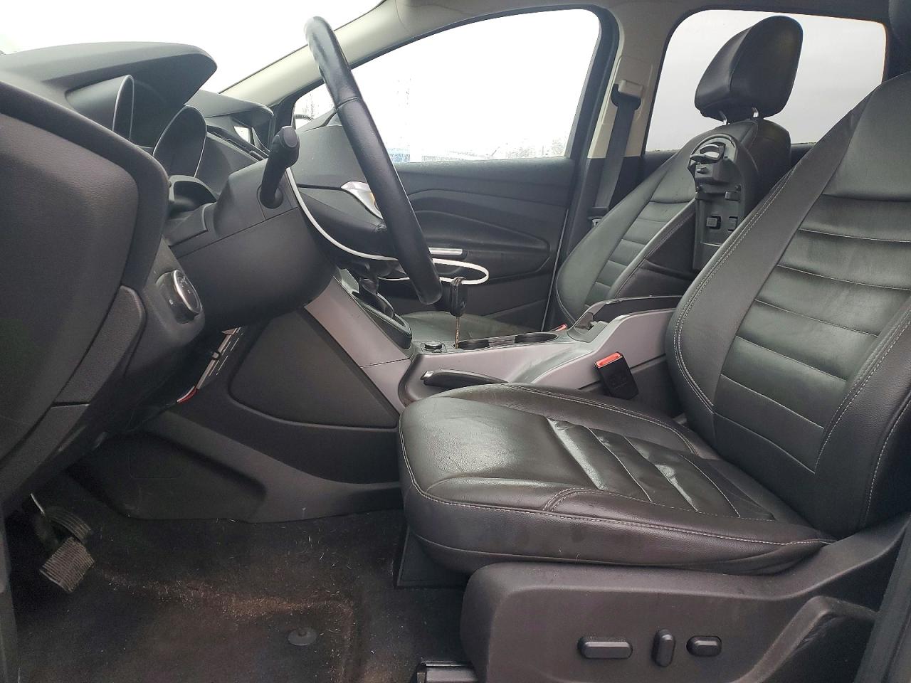 2016 FORD ESCAPE SE photo 7