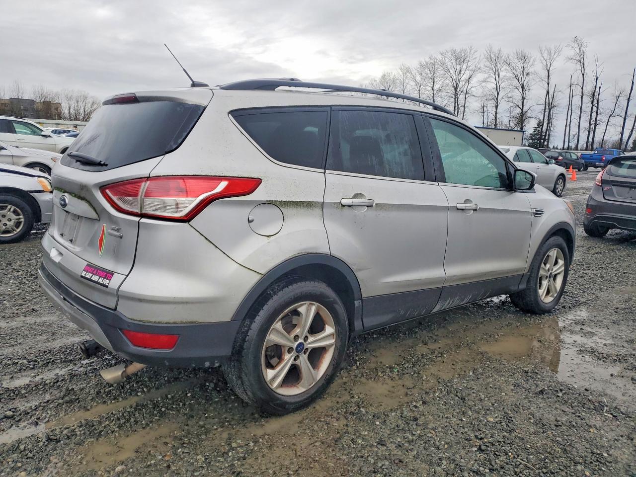 2016 FORD ESCAPE SE photo 3