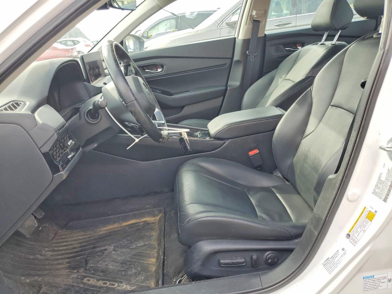 2024 HONDA ACCORD TOURING HYBRID photo 7