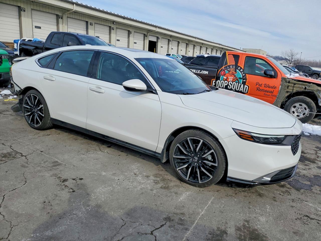 2024 HONDA ACCORD TOURING HYBRID photo 4