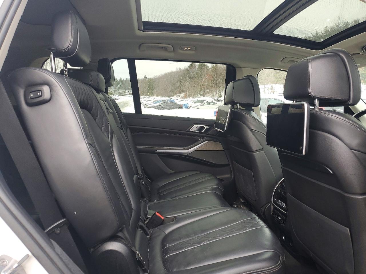 2019 BMW X7 XDRIVE40I photo 31