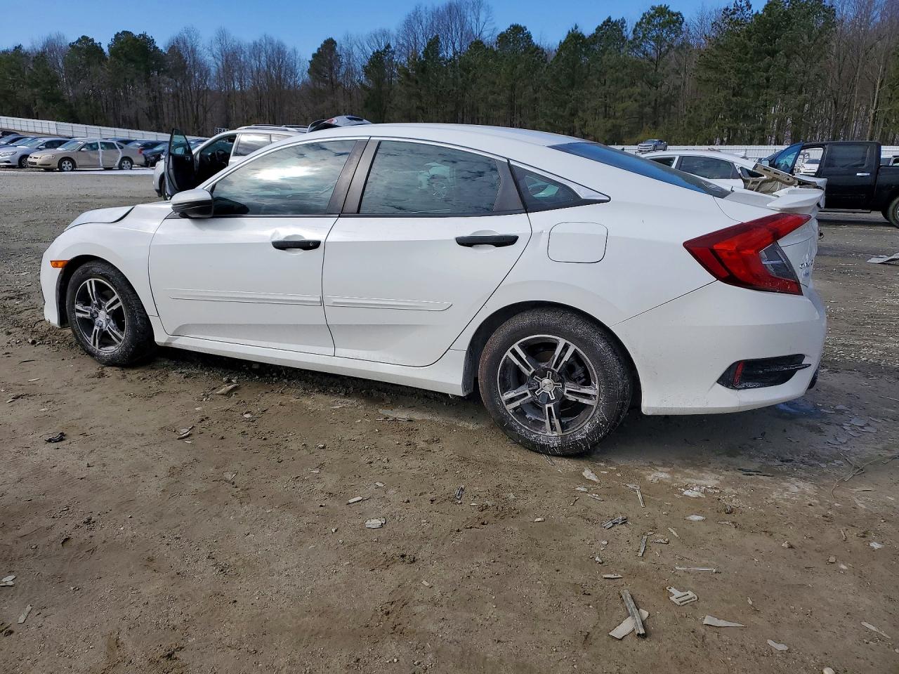 2016 HONDA CIVIC LX photo 4