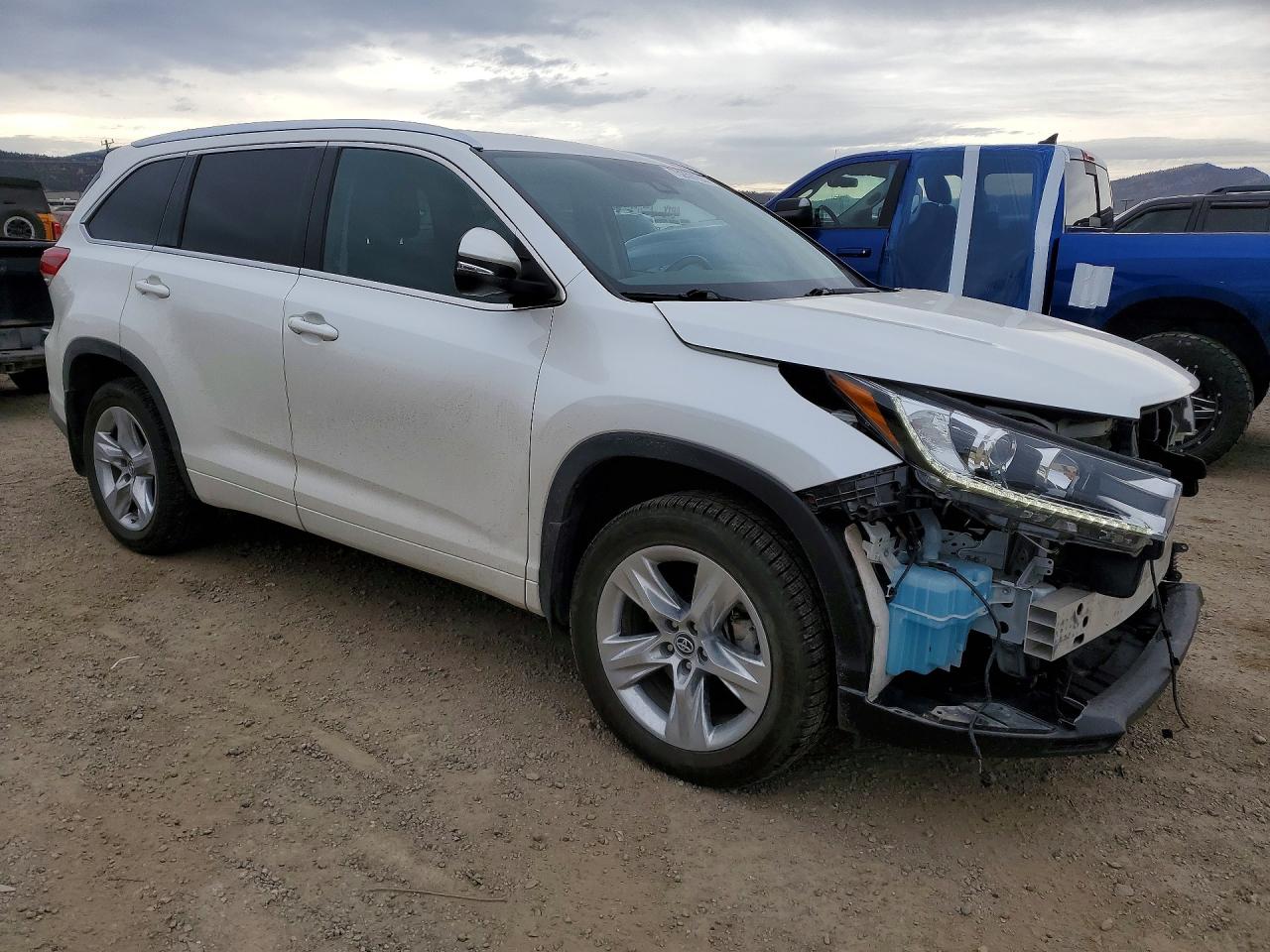 2018 TOYOTA HIGHLANDER LIMITED photo 4