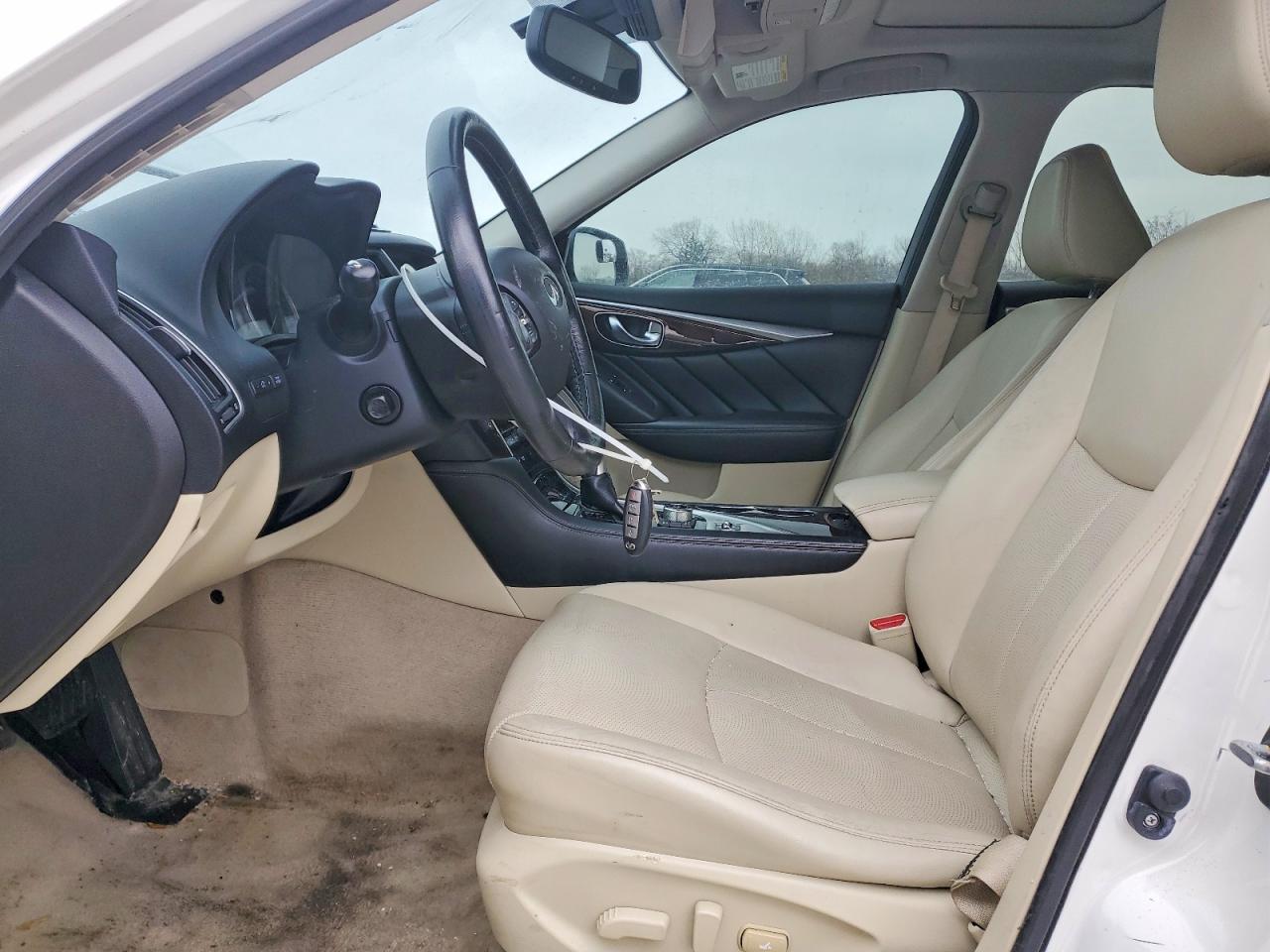 2015 INFINITI Q50 PREMIUM photo 13