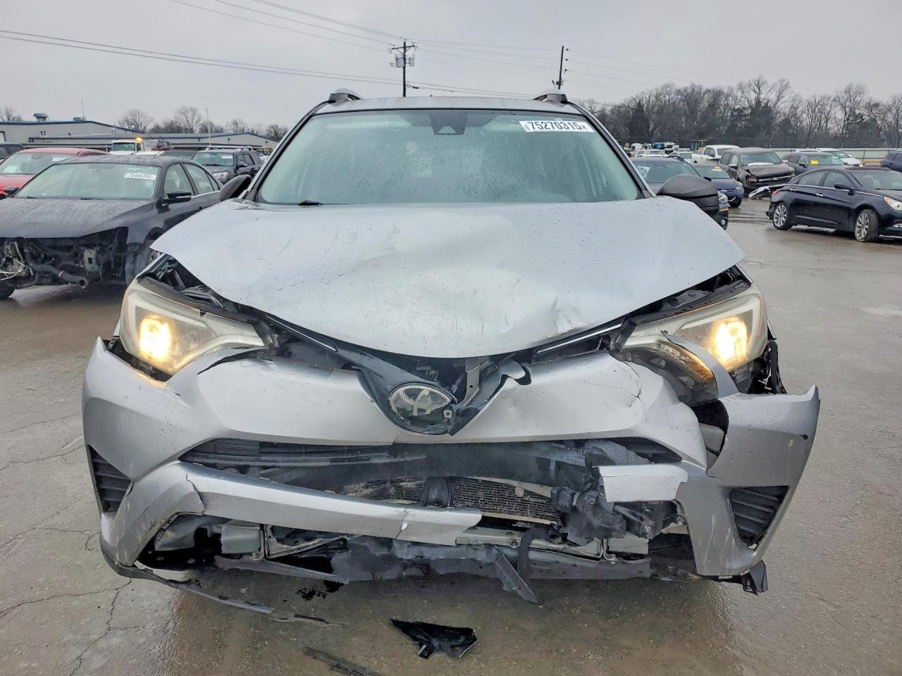 2018 TOYOTA RAV4 LE photo 5