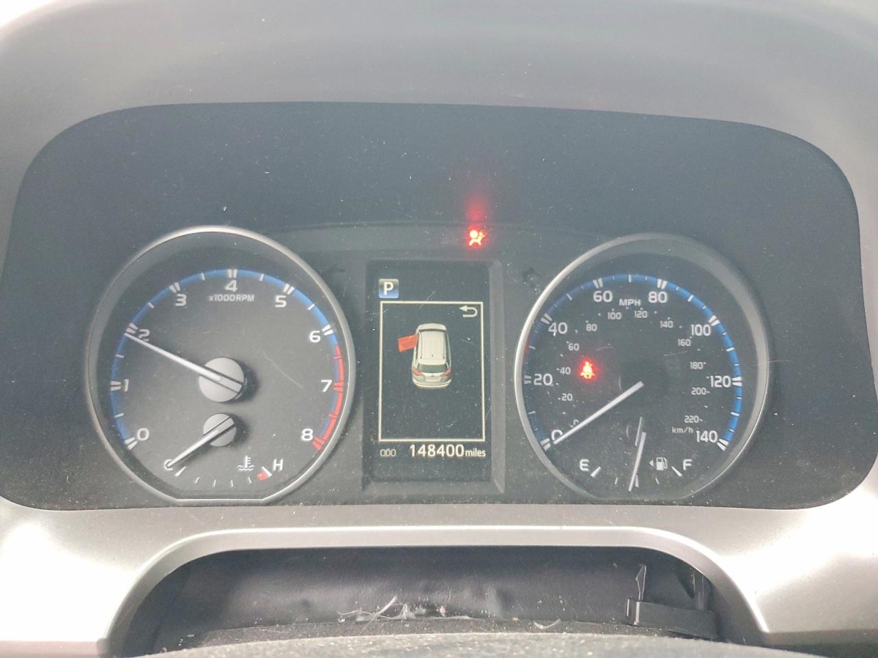 2018 TOYOTA RAV4 LE photo 9
