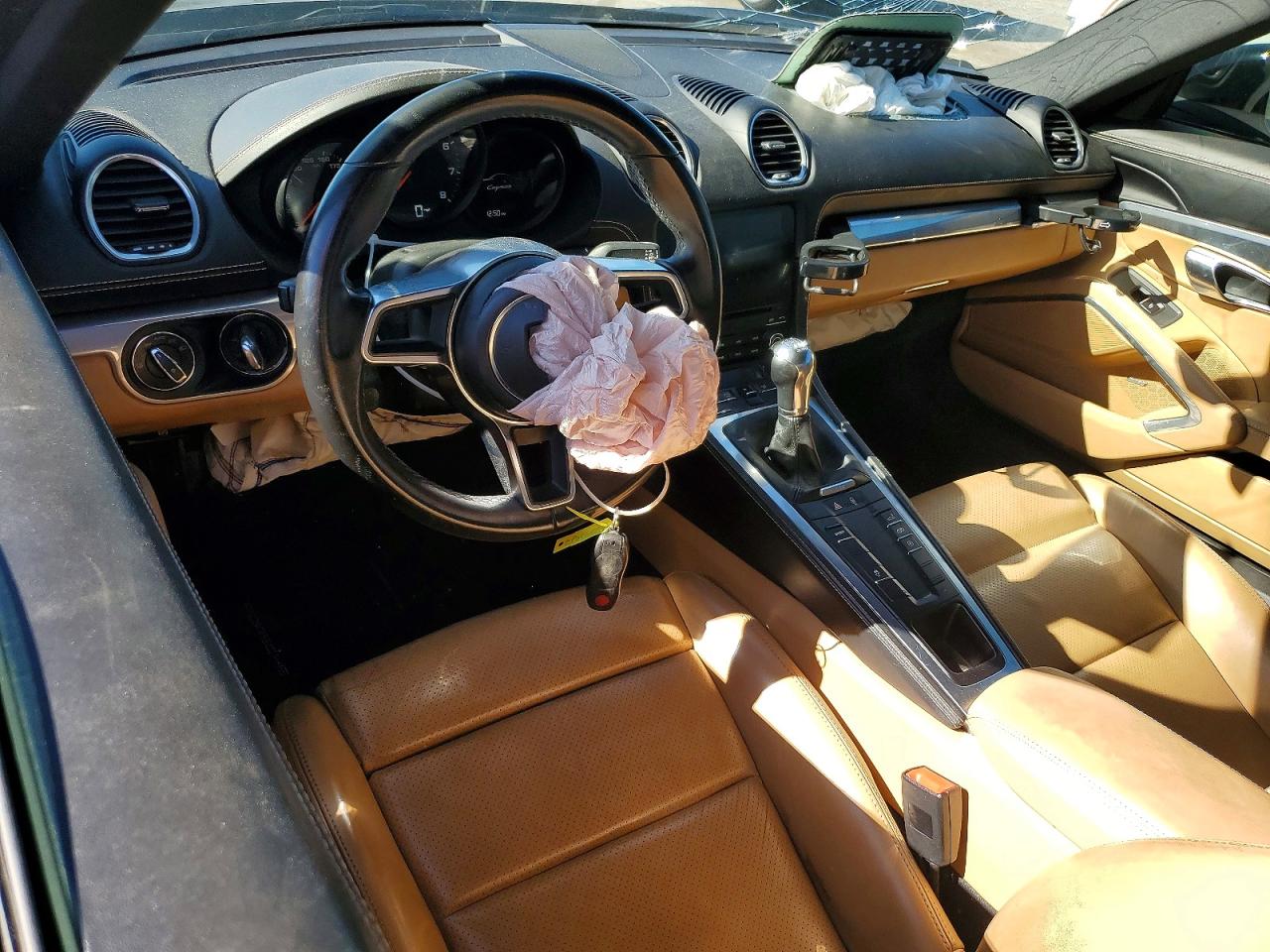 2018 PORSCHE CAYMAN photo 8