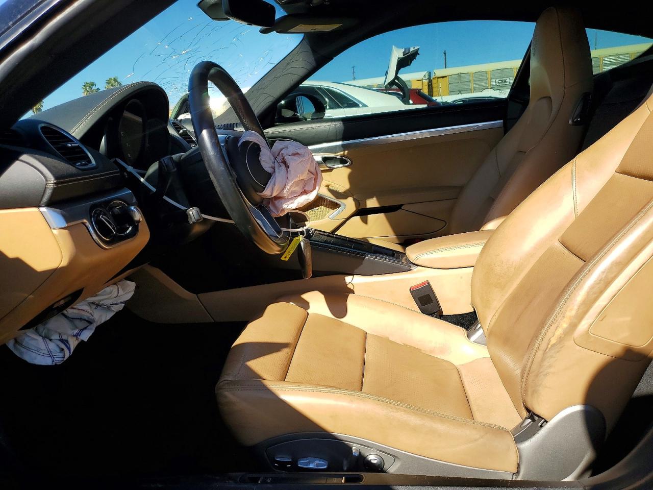 2018 PORSCHE CAYMAN photo 7