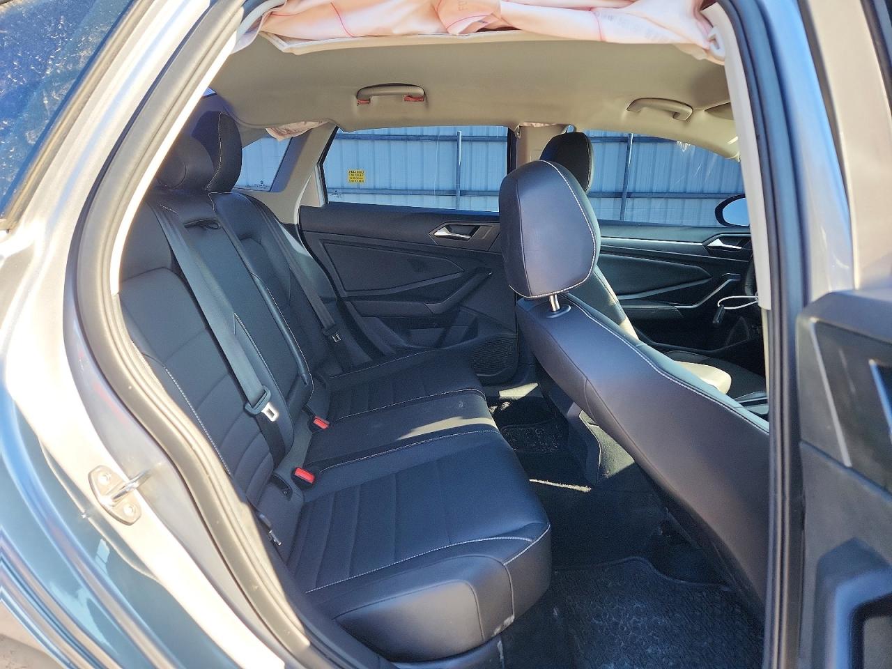 2024 VOLKSWAGEN JETTA SE photo 10