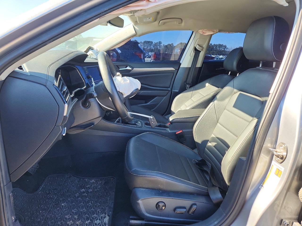 2024 VOLKSWAGEN JETTA SE photo 7