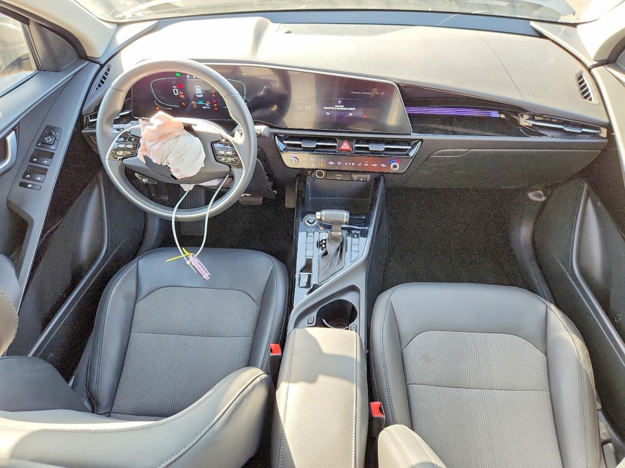 2023 KIA NIRO EX photo 8