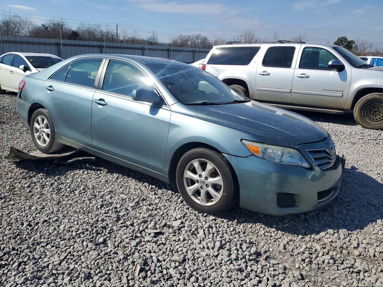 2011 TOYOTA CAMRY photo 7