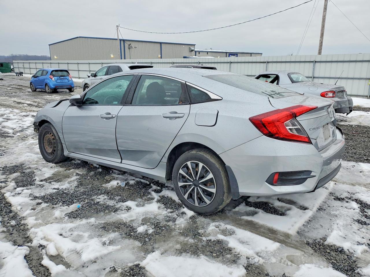 2017 HONDA CIVIC LX photo 3