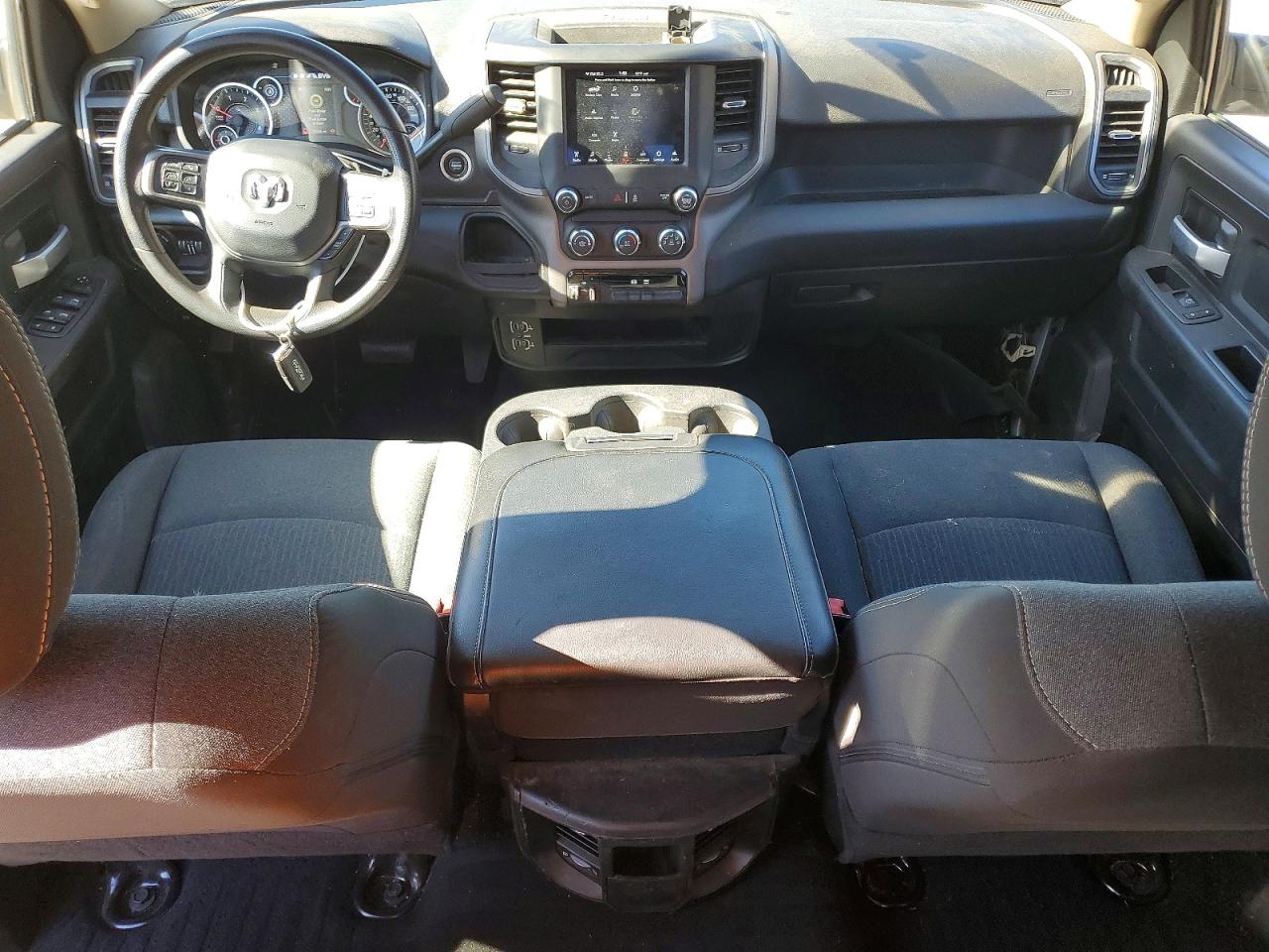 2019 RAM 3500 TRADESMAN photo 22