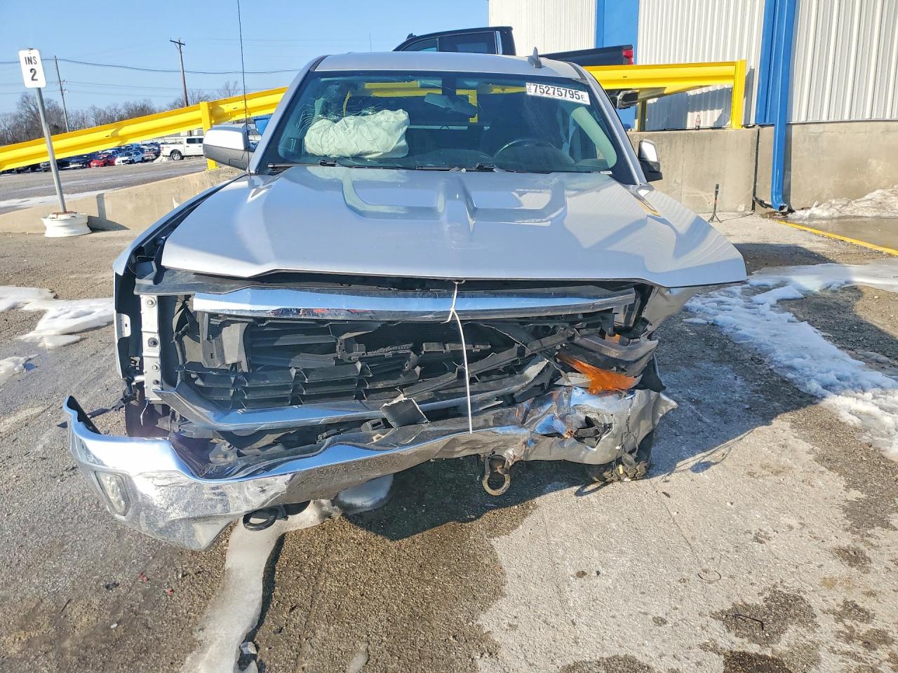 2017 CHEVROLET SILVERADO K1500 LT photo 9