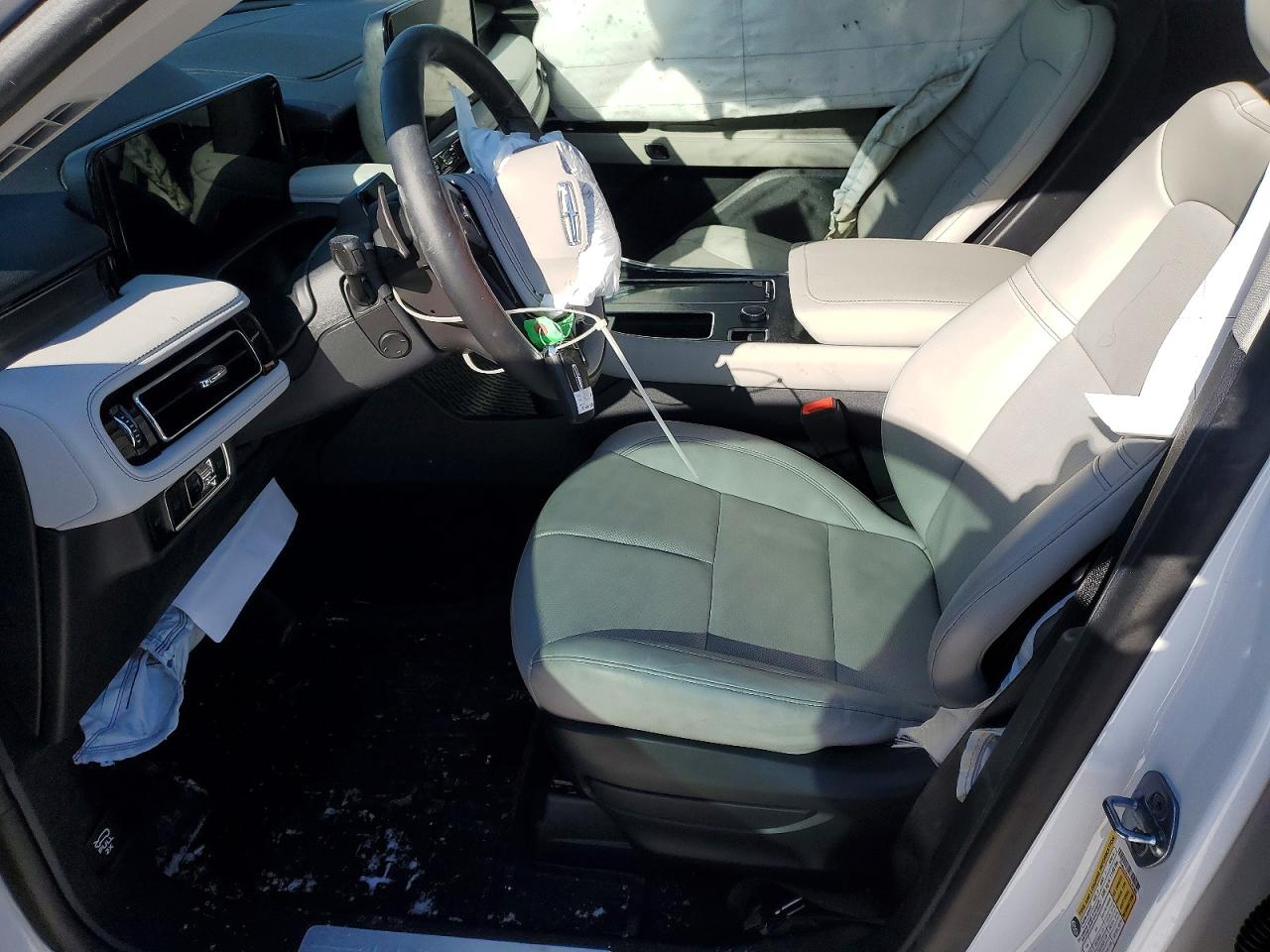 2025 LINCOLN AVIATOR photo 19