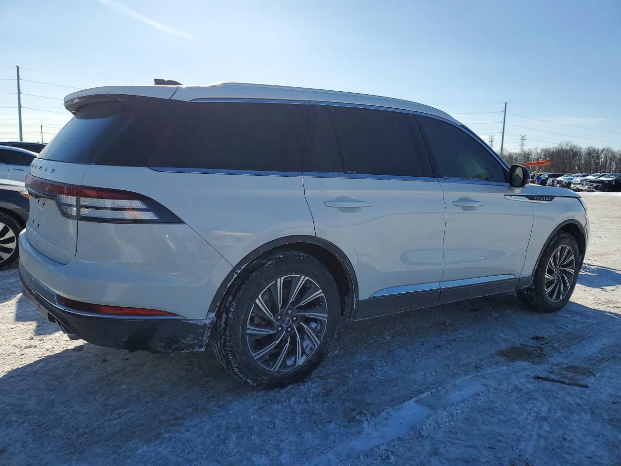 2025 LINCOLN AVIATOR photo 7