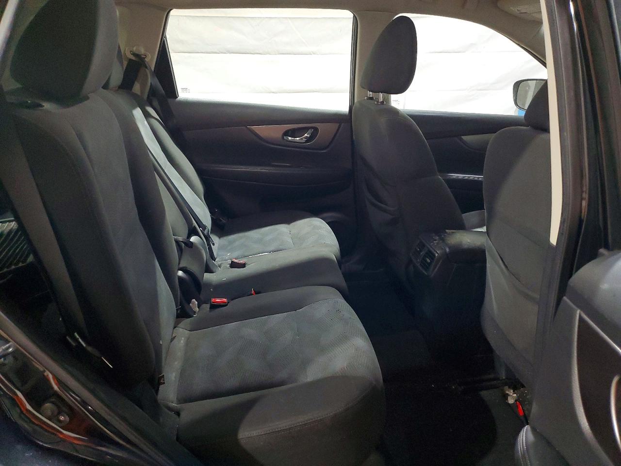 2016 NISSAN ROGUE S photo 21