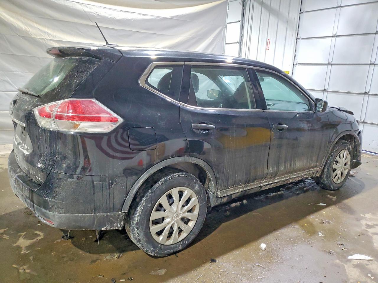 2016 NISSAN ROGUE S photo 5