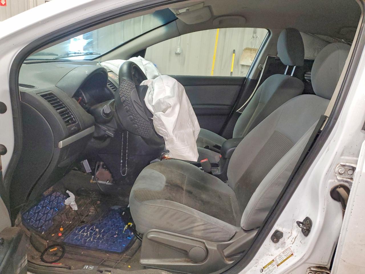 2010 NISSAN SENTRA 2.0 photo 13