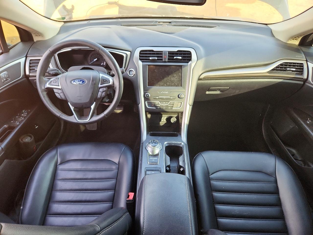 2020 FORD FUSION SEL photo 22