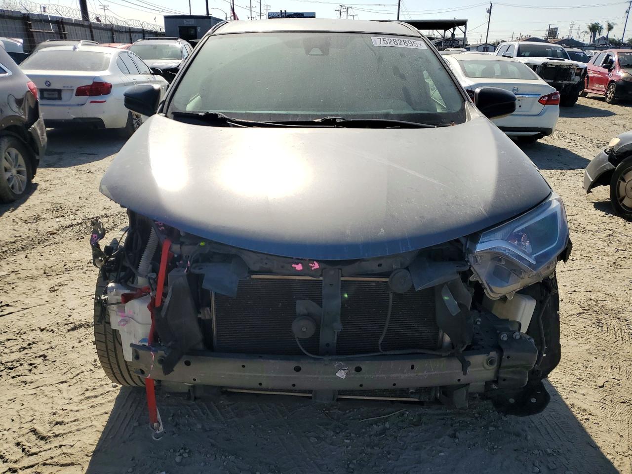 2017 TOYOTA RAV4 LE photo 5