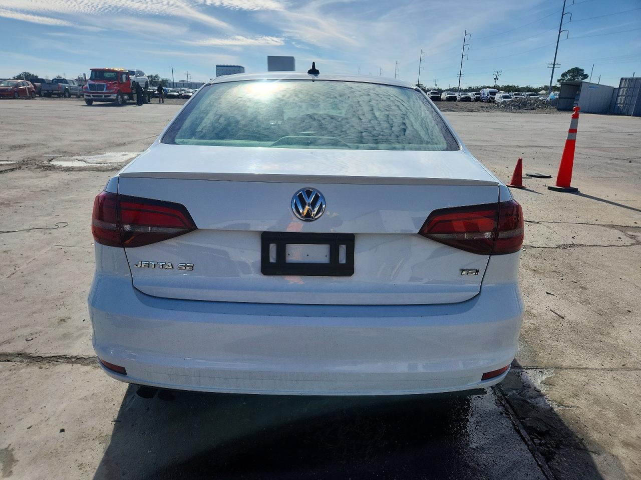 2017 VOLKSWAGEN JETTA SE photo 16
