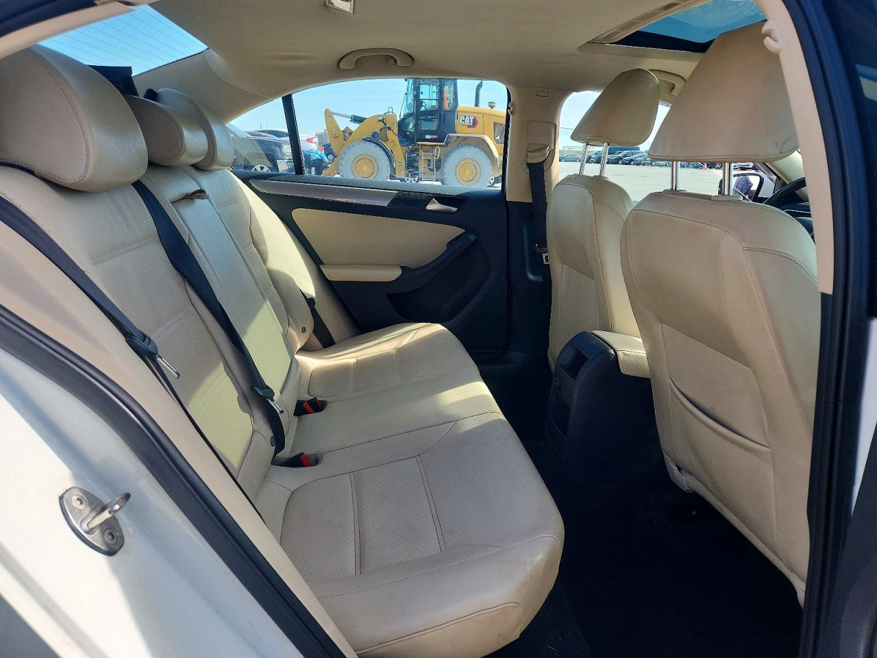 2017 VOLKSWAGEN JETTA SE photo 28