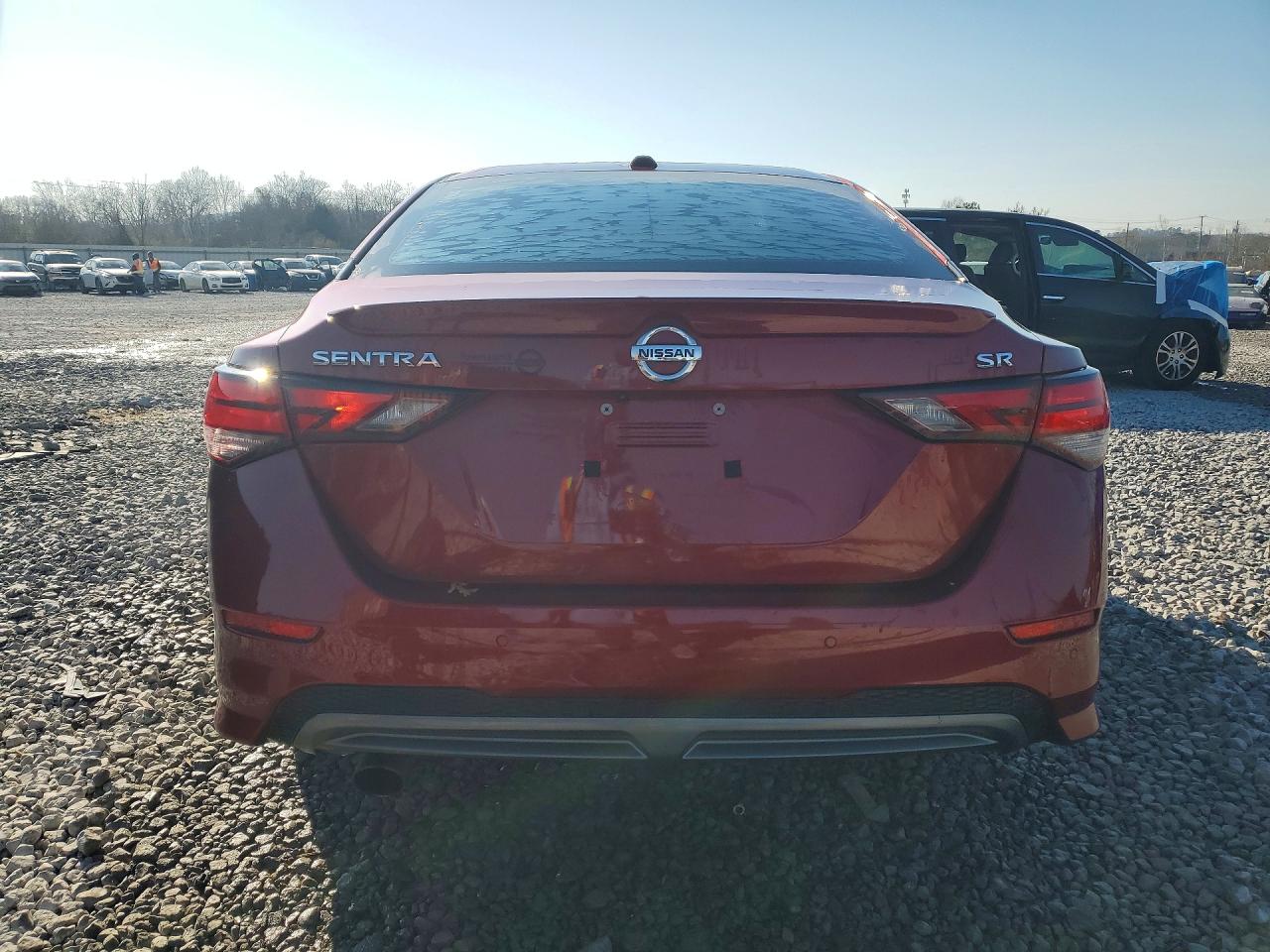 2022 NISSAN SENTRA SR photo 11