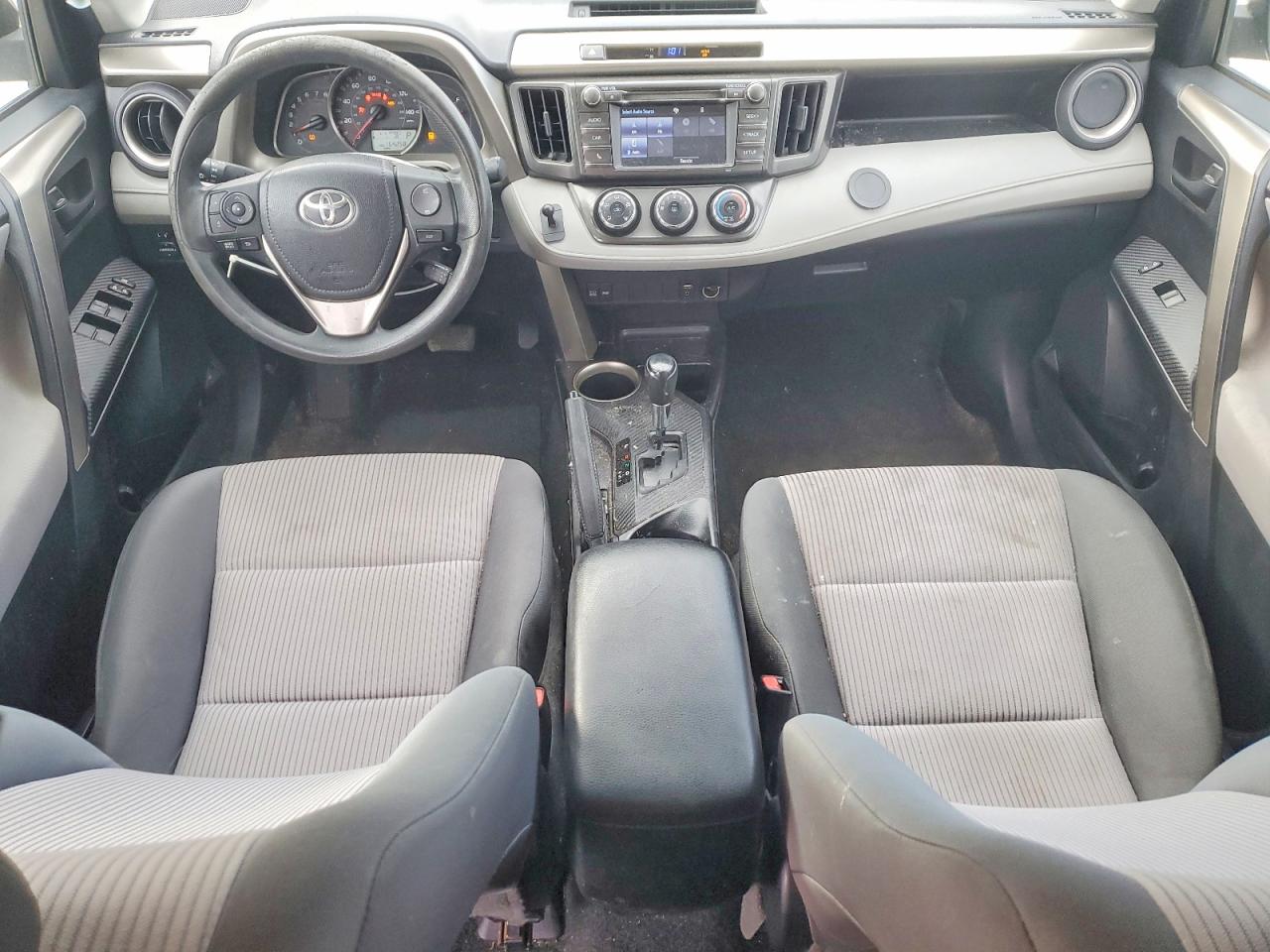 2014 TOYOTA RAV4 LE photo 15