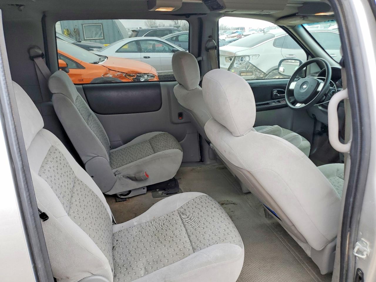 2006 CHEVROLET UPLANDER LS photo 11
