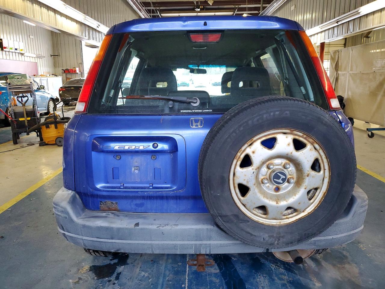 2001 HONDA CR-V LX photo 16