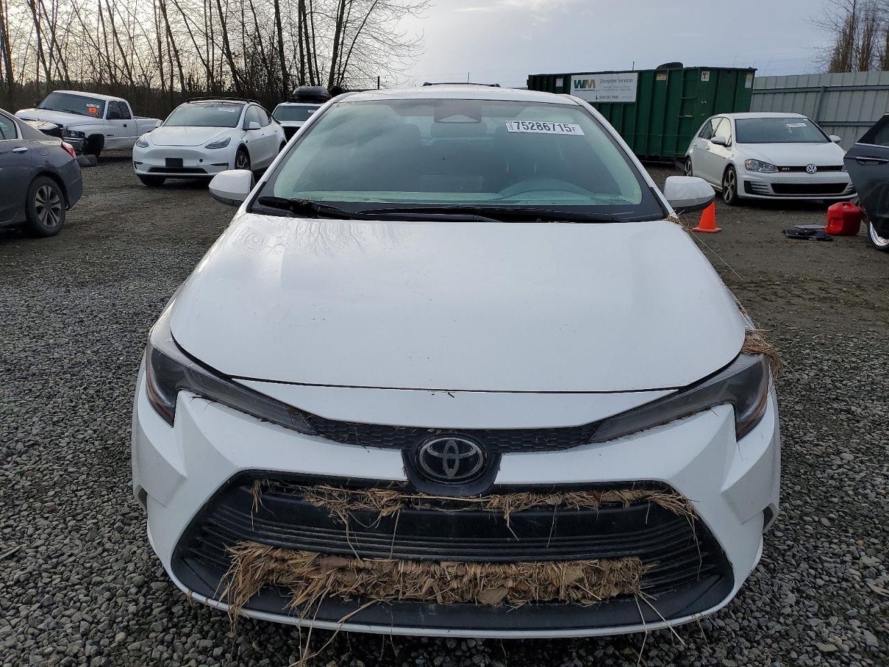 2025 TOYOTA COROLLA LE photo 9