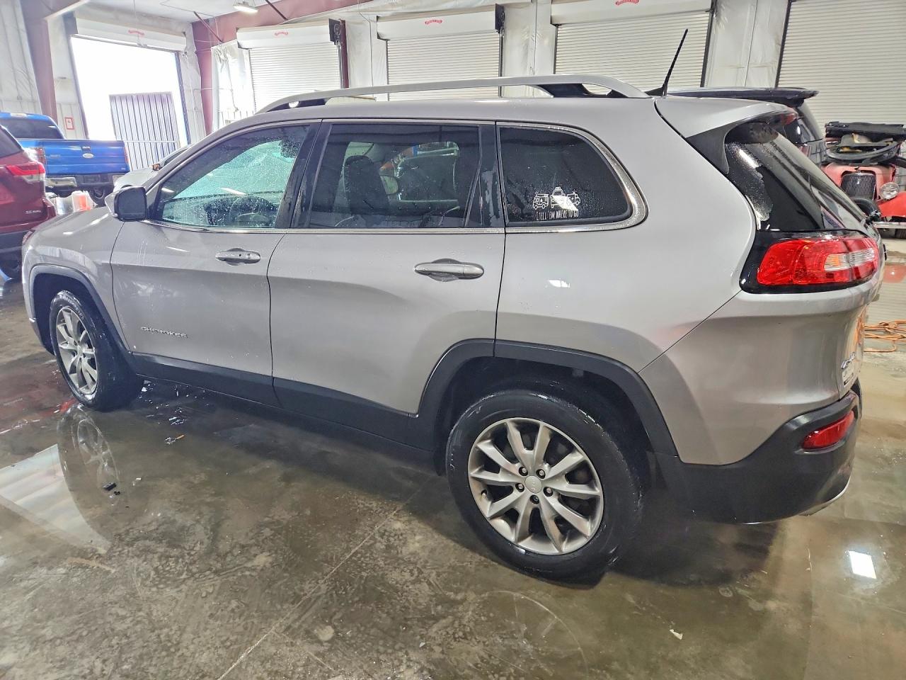 2017 JEEP CHEROKEE LIMITED photo 4