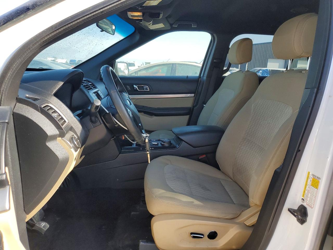 2016 FORD EXPLORER photo 7