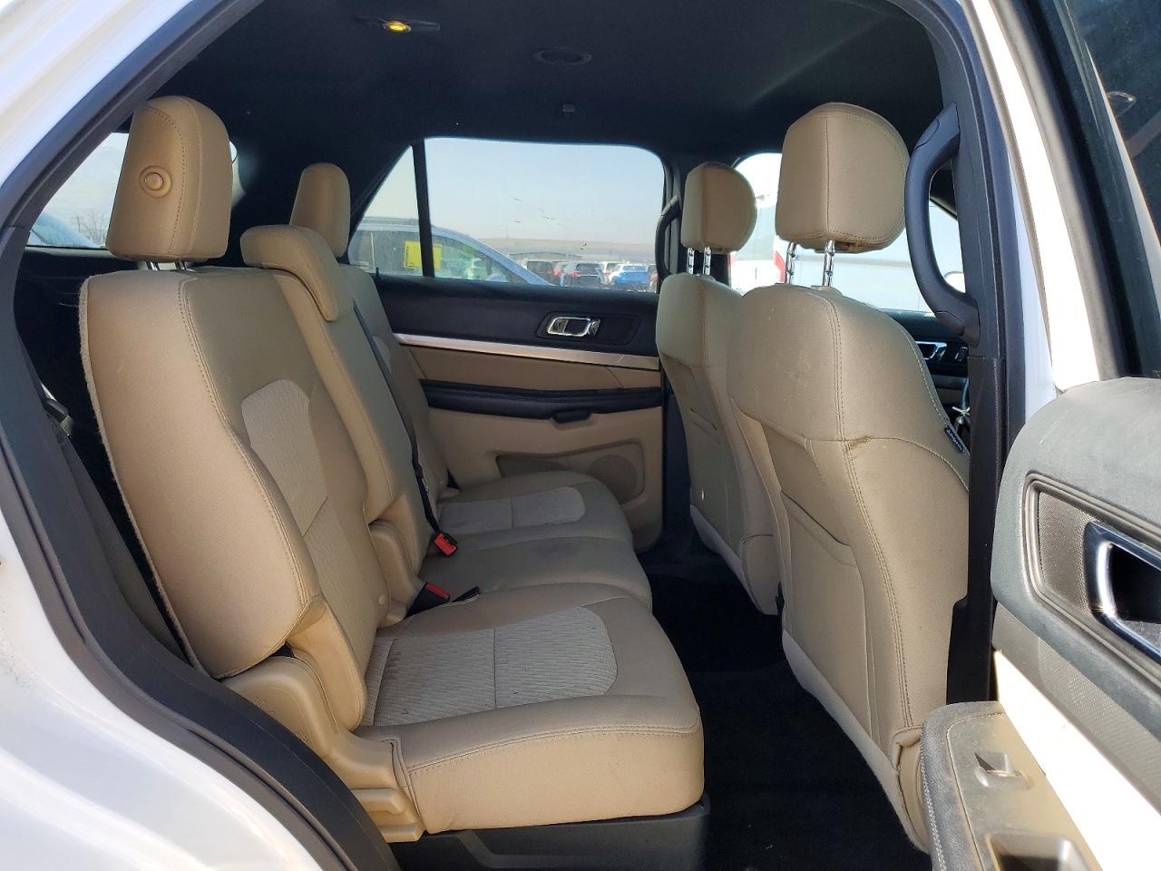 2016 FORD EXPLORER photo 10