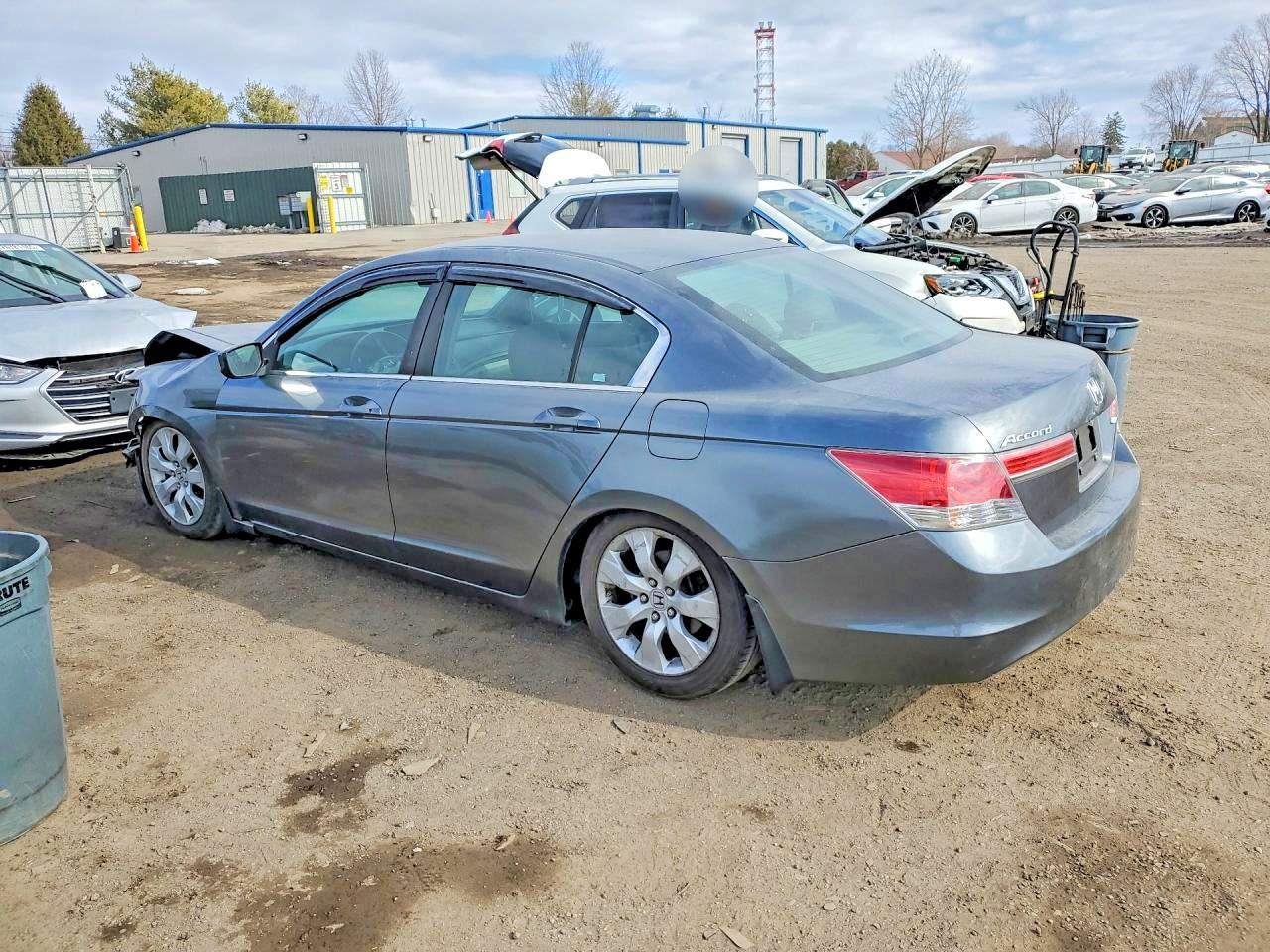2012 HONDA ACCORD LX photo 2